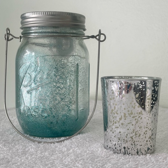 COLLECTION of BALL-JAR LIGHT + FLAMELESS/FLICKERING VOTIVE CANDLE… - Picture 4 of 12